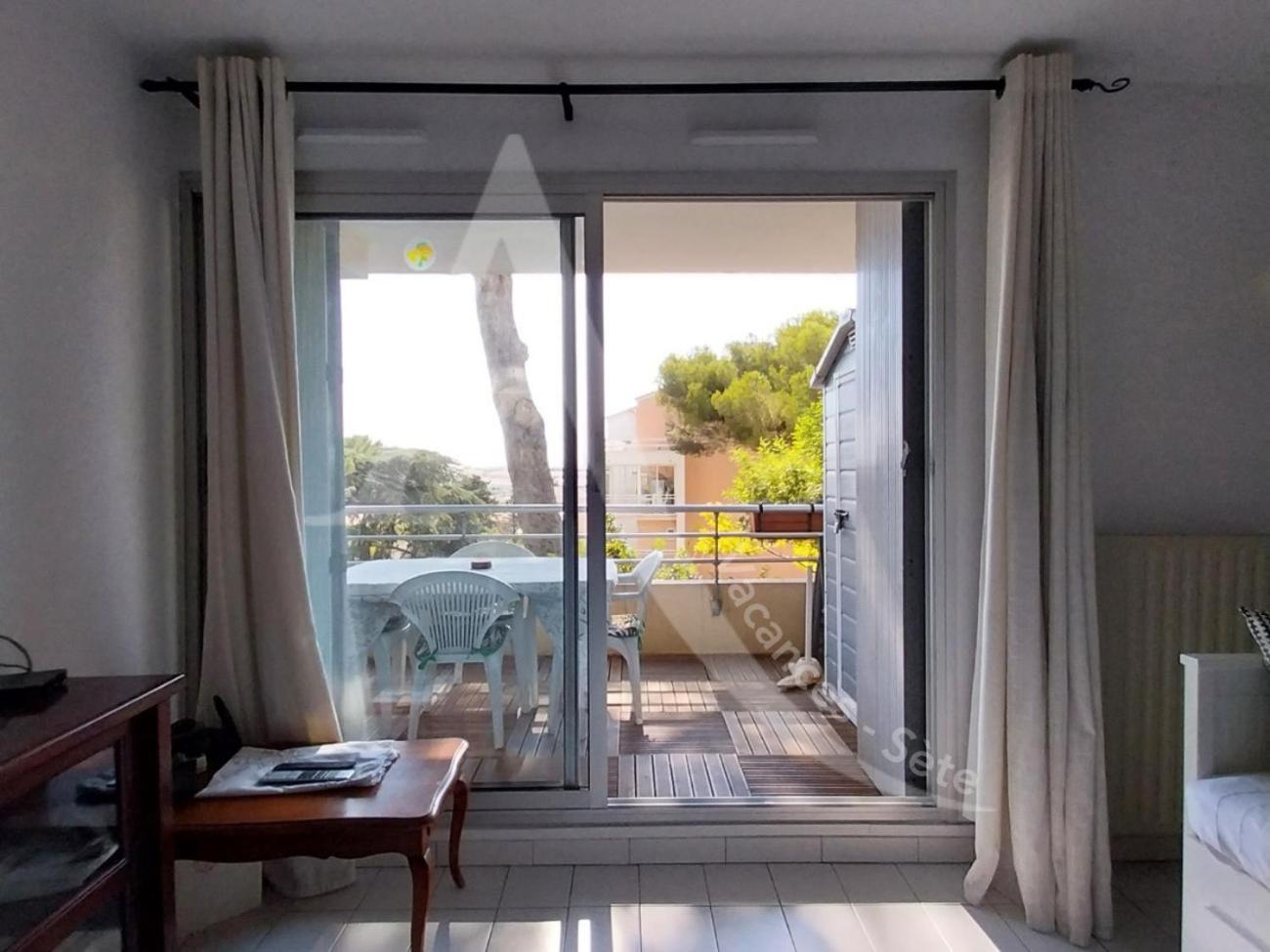Quartier Des Plages Spacieux 1 Avec Parking Appartement